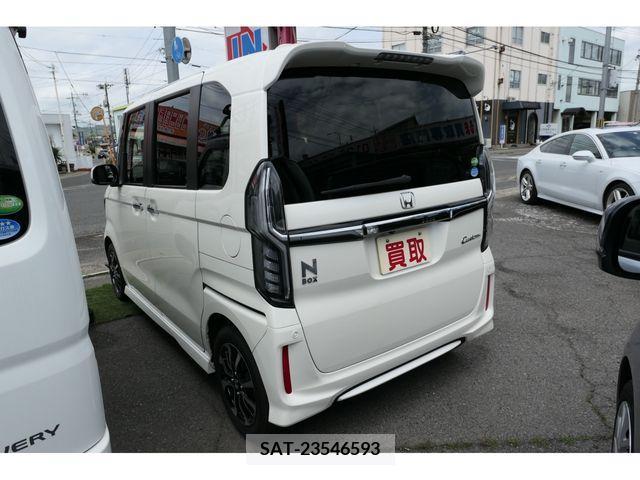 Honda N BOX CUSTOM 2018-01 233808-5