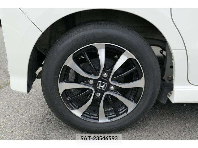 Honda N BOX CUSTOM 2018-01 233808-9