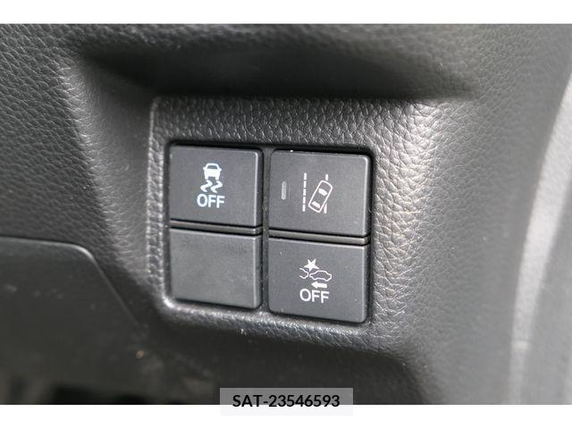 Honda N BOX CUSTOM 2018-01 233808-16