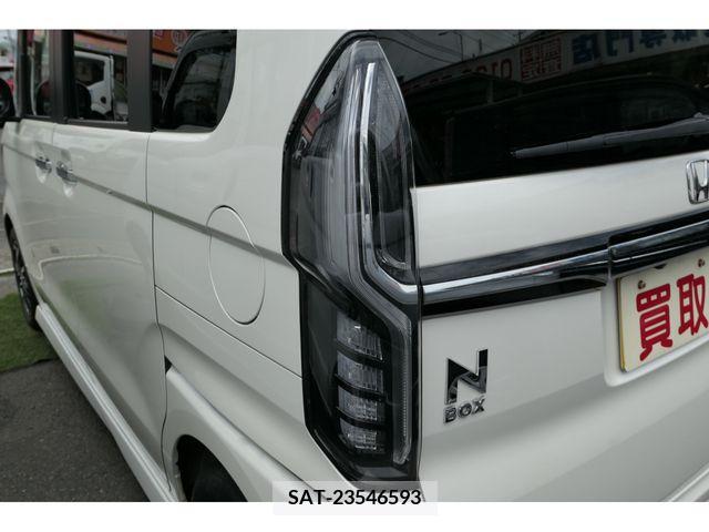 Honda N BOX CUSTOM 2018-01 233808-10