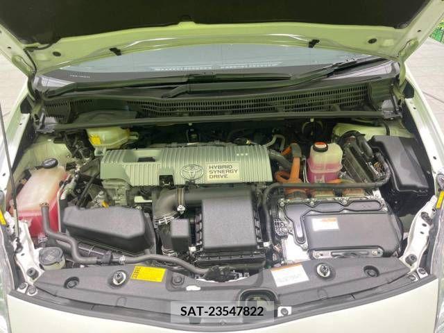 Toyota PRIUS 2015-03 384347-18