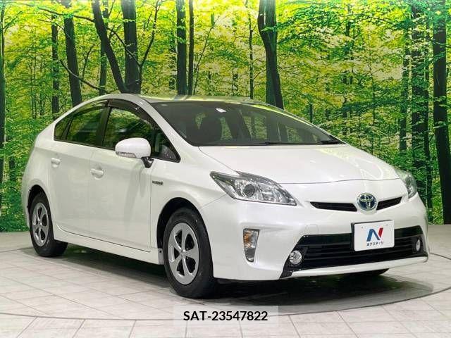 Toyota PRIUS 2015-03 384347-16