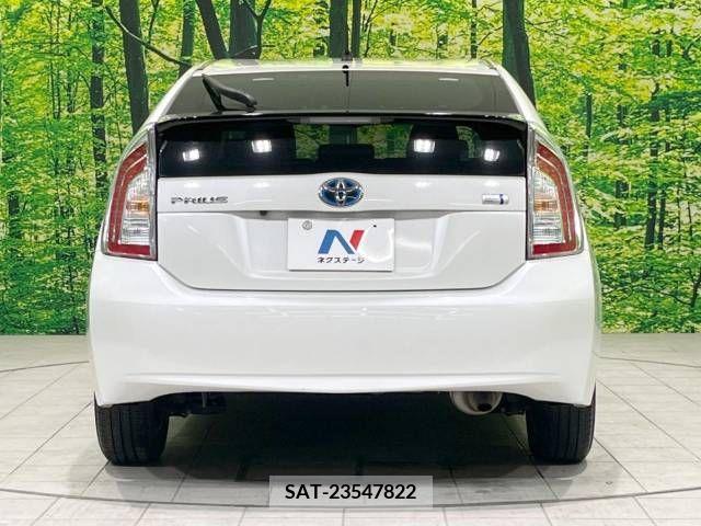 Toyota PRIUS 2015-03 384347-15