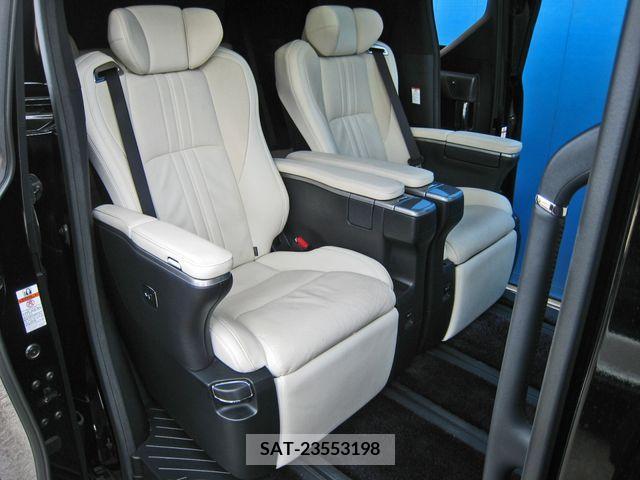 Toyota ALPHARD 2019-01 260469-24