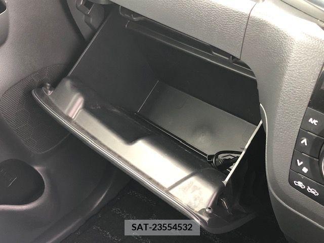 Suzuki SPACIA 2013-08 368685-23