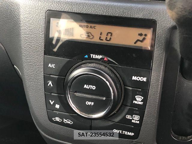 Suzuki SPACIA 2013-08 368685-14