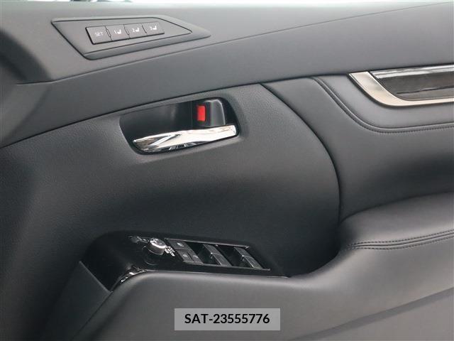 Toyota ALPHARD 2022-09 293164-7