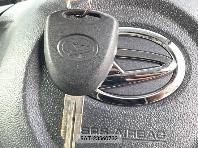 Daihatsu MOVE 2014-12 385974-5