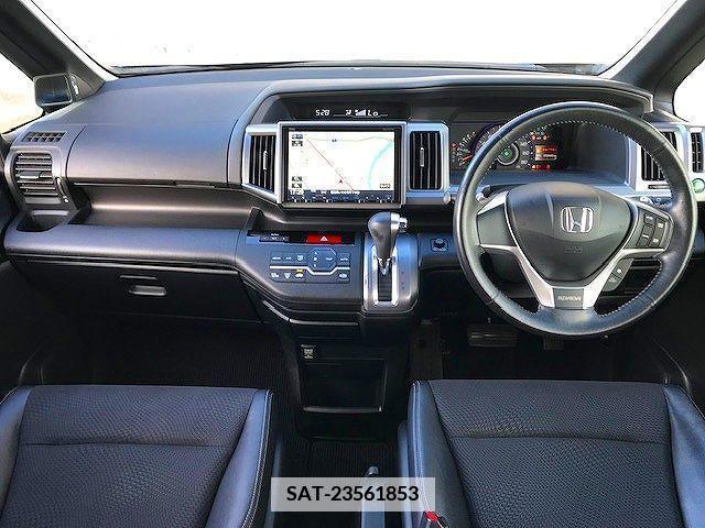 Honda STEP WGN 2012-05 368825-1