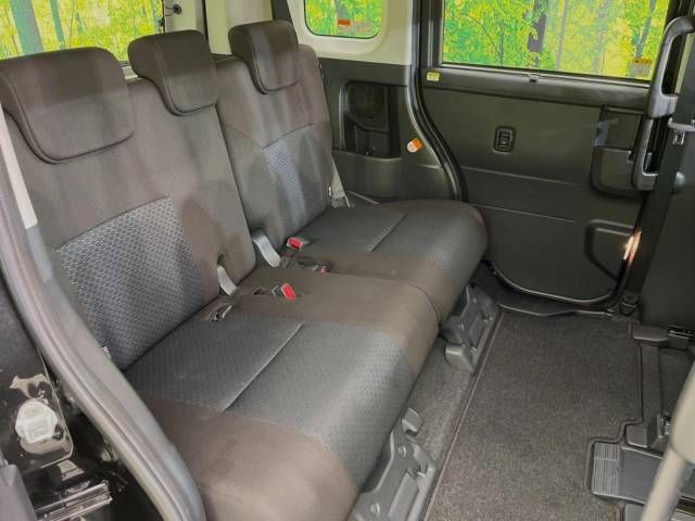 Toyota ROOMY 2021-03 181000-9