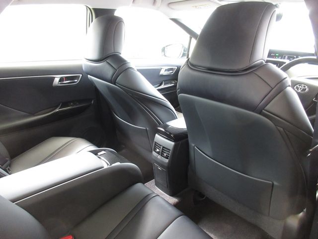 Toyota Mirai 2017-12 10868-8