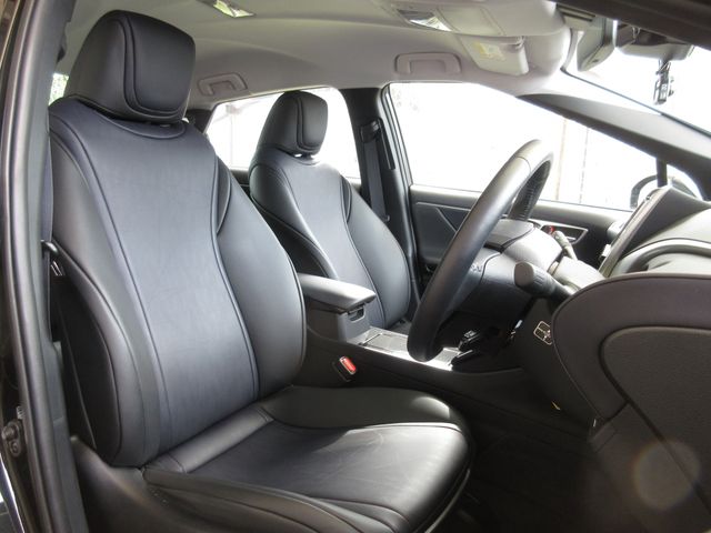 Toyota Mirai 2017-12 10868-5