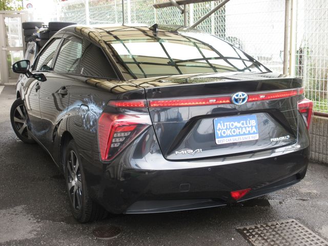 Toyota Mirai 2017-12 10868-24