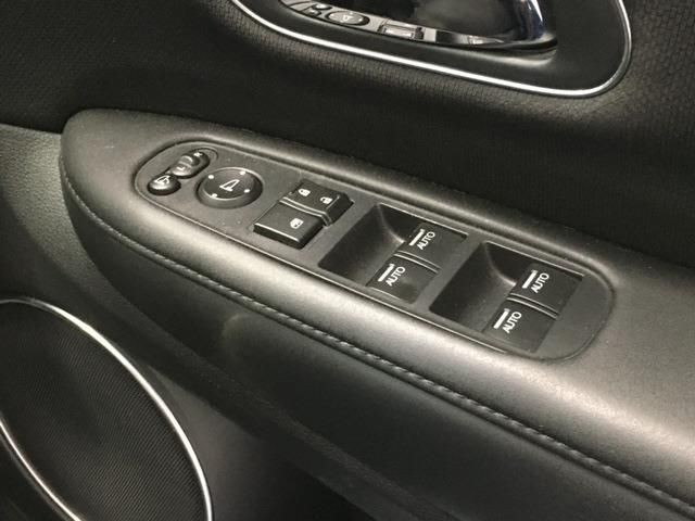 Honda VEZEL 2018-01 16849-22