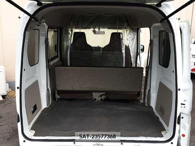 Nissan CLIPPER 2022-01 384158-5