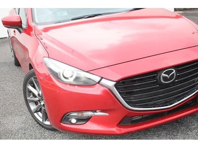Mazda AXELA SPORT 2017-01 8610-12
