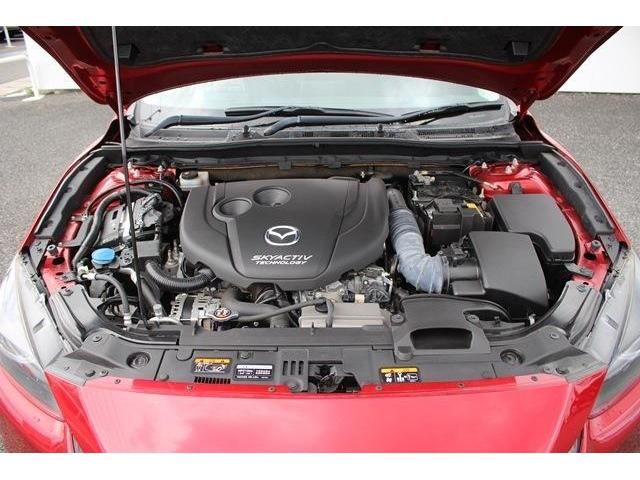 Mazda AXELA SPORT 2017-01 8610-18