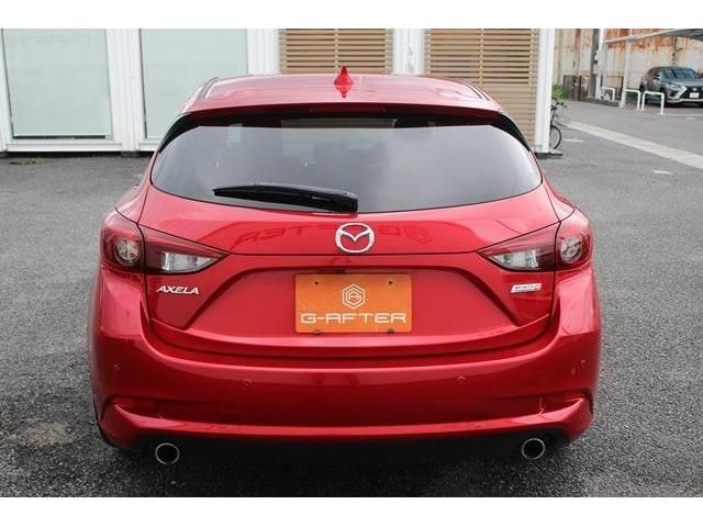 Mazda AXELA SPORT 2017-01 8610-9