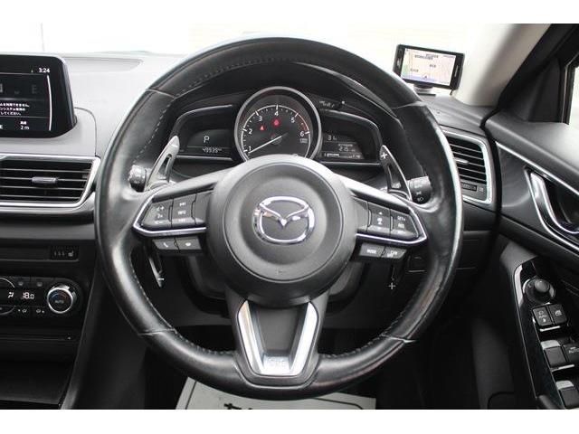 Mazda AXELA SPORT 2017-01 8610-16