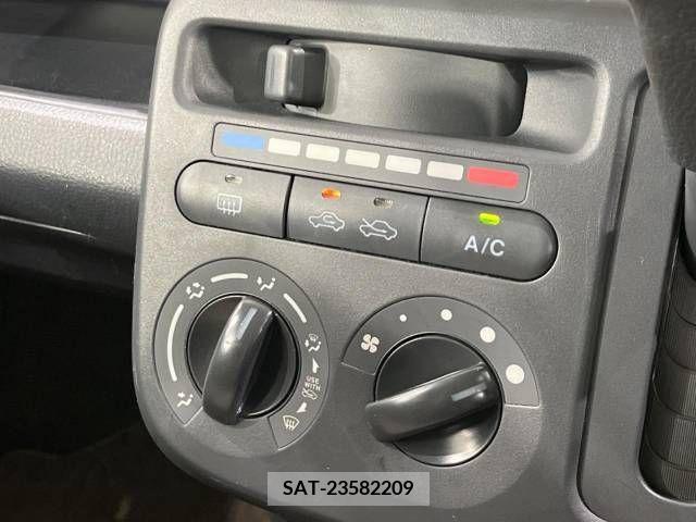 Nissan MOCO 2012-12 388759-5