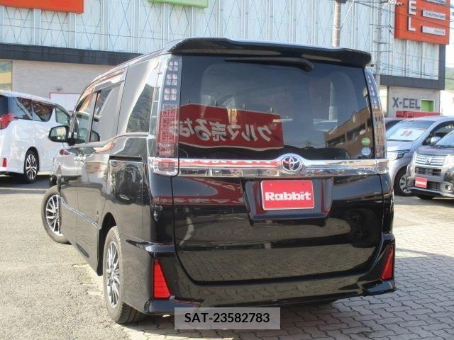 Toyota VOXY 2015-09 289190-1