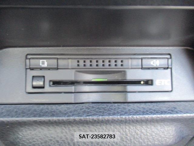 Toyota VOXY 2015-09 289190-10