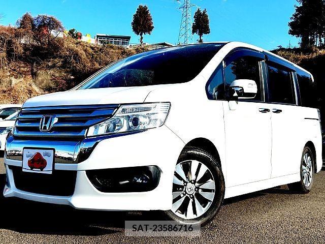 Honda e 2015-03 208095-0