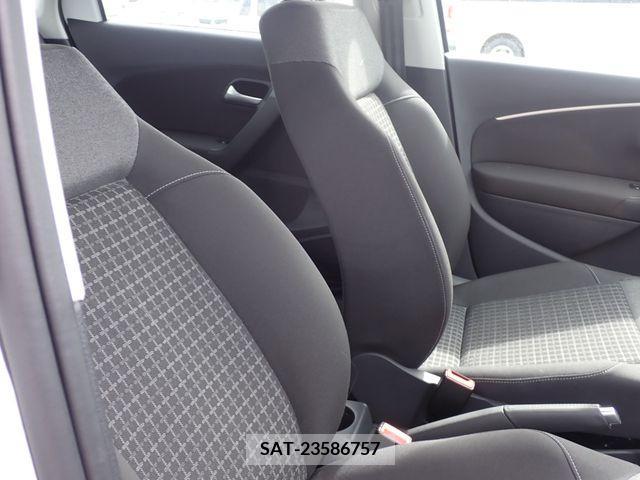 VolksWagen POLO 2015-05 228292-17