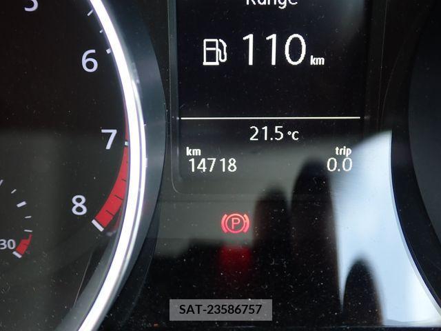 VolksWagen POLO 2015-05 228292-11