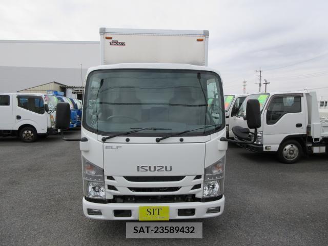 Isuzu ELF TRUCK 2016-10 324077-1