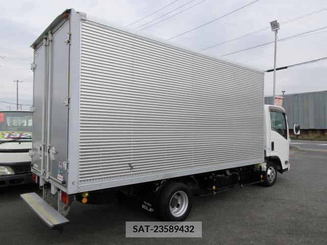 Isuzu ELF TRUCK 2016-10 324077-7