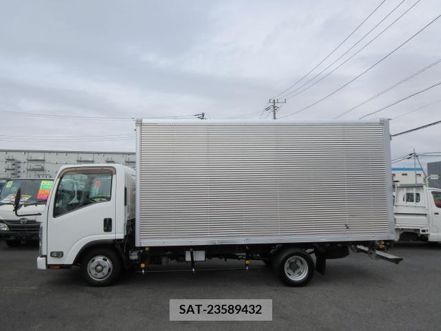 Isuzu ELF TRUCK 2016-10 324077-4