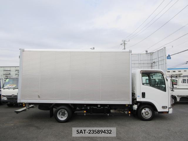 Isuzu ELF TRUCK 2016-10 324077-3