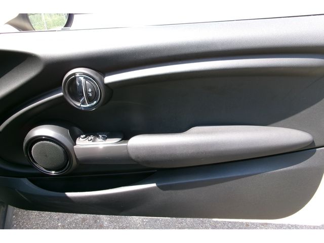 Bmw MINI 2018-08 17105-18