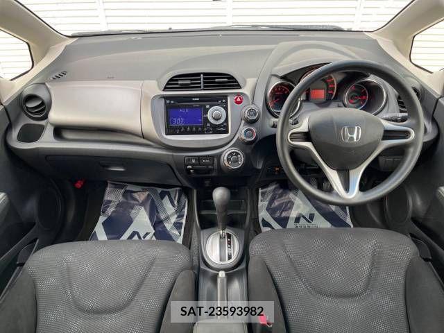 Honda FIT 2012-05 360173-1