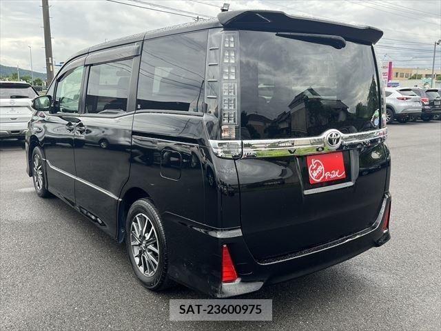 Toyota VOXY 2014-08 321414-6