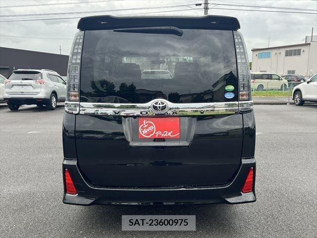 Toyota VOXY 2014-08 321414-5