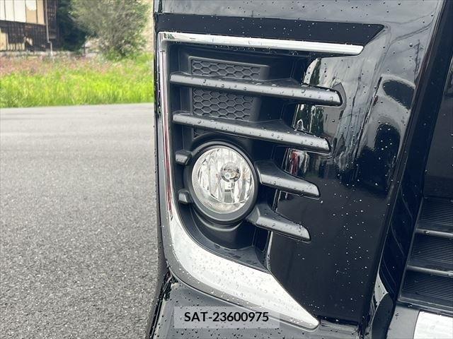 Toyota VOXY 2014-08 321414-11