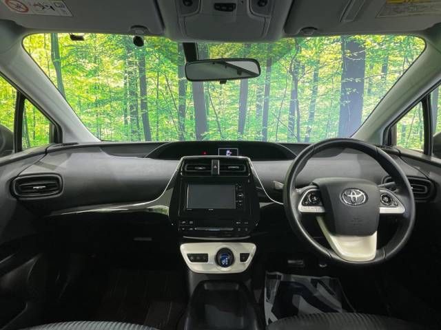Toyota PRIUS 2016-02 192623-1