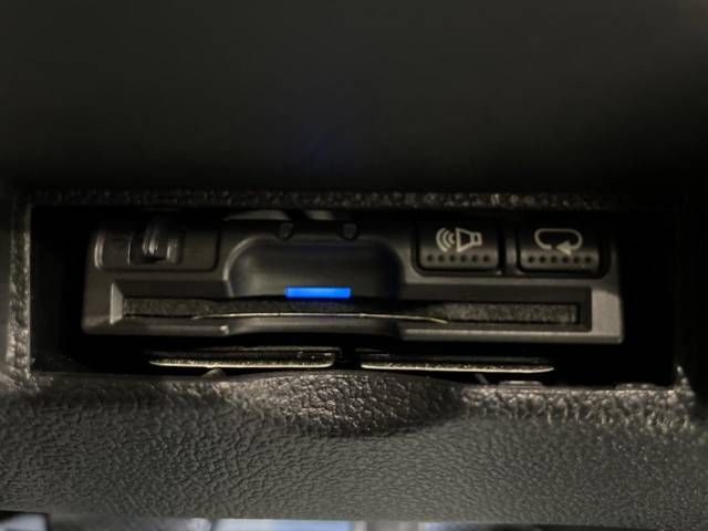Toyota PRIUS 2016-02 192623-5