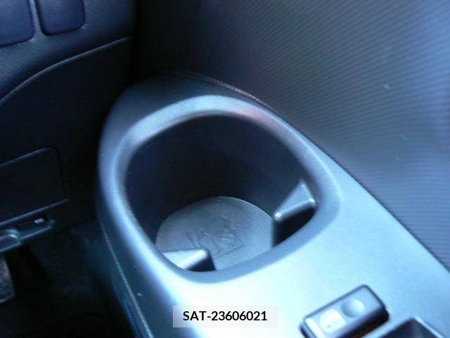 Toyota BB 2010-01 216486-13