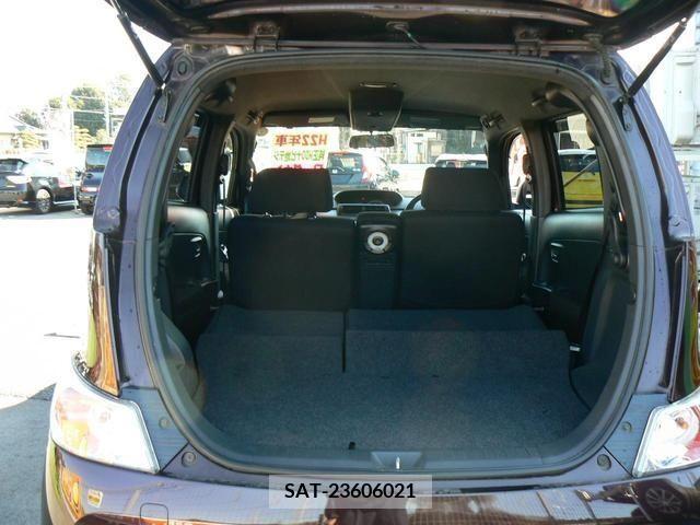 Toyota BB 2010-01 216486-3