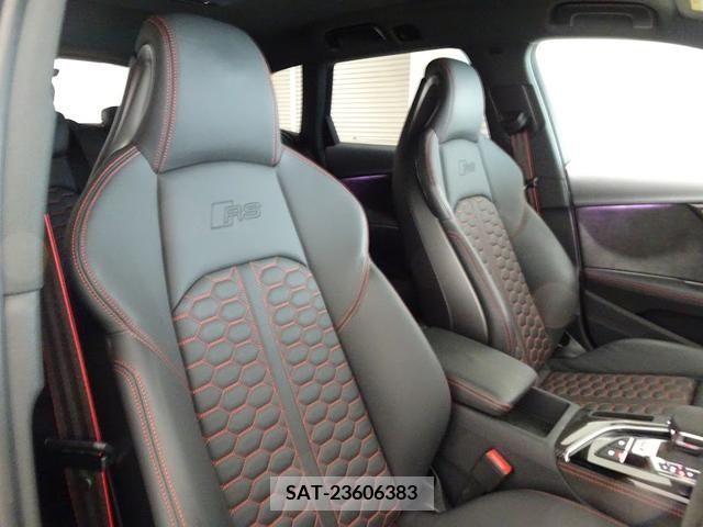 Audi RS4 2021-12 343055-15