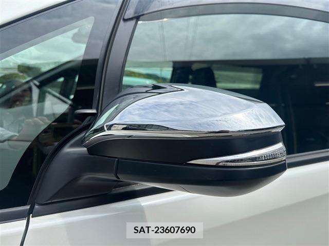 Toyota VOXY 2021-08 288854-15