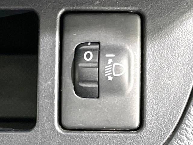 Toyota SIENTA 2018-01 14105-4