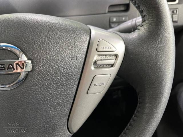 Nissan SERENA 2014-01 10488-6