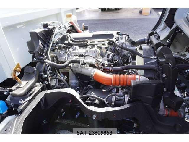 Mitsubishi CANTER 2023-06 210406-12