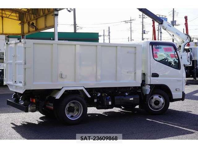Mitsubishi CANTER 2023-06 210406-7