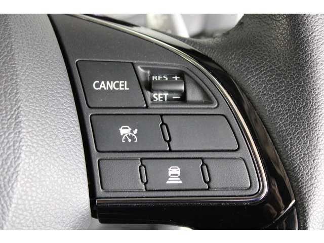 Mitsubishi ECLIPSE CROSS 2018-06 2536-8