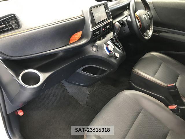 Toyota SIENTA 2017-12 330473-20